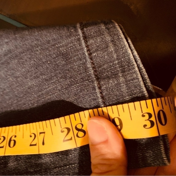 Gloria Vanderbilt All Around Sliming Effect Size 8 Pull On Stretch Blue Jeans - Picture 12 of 12